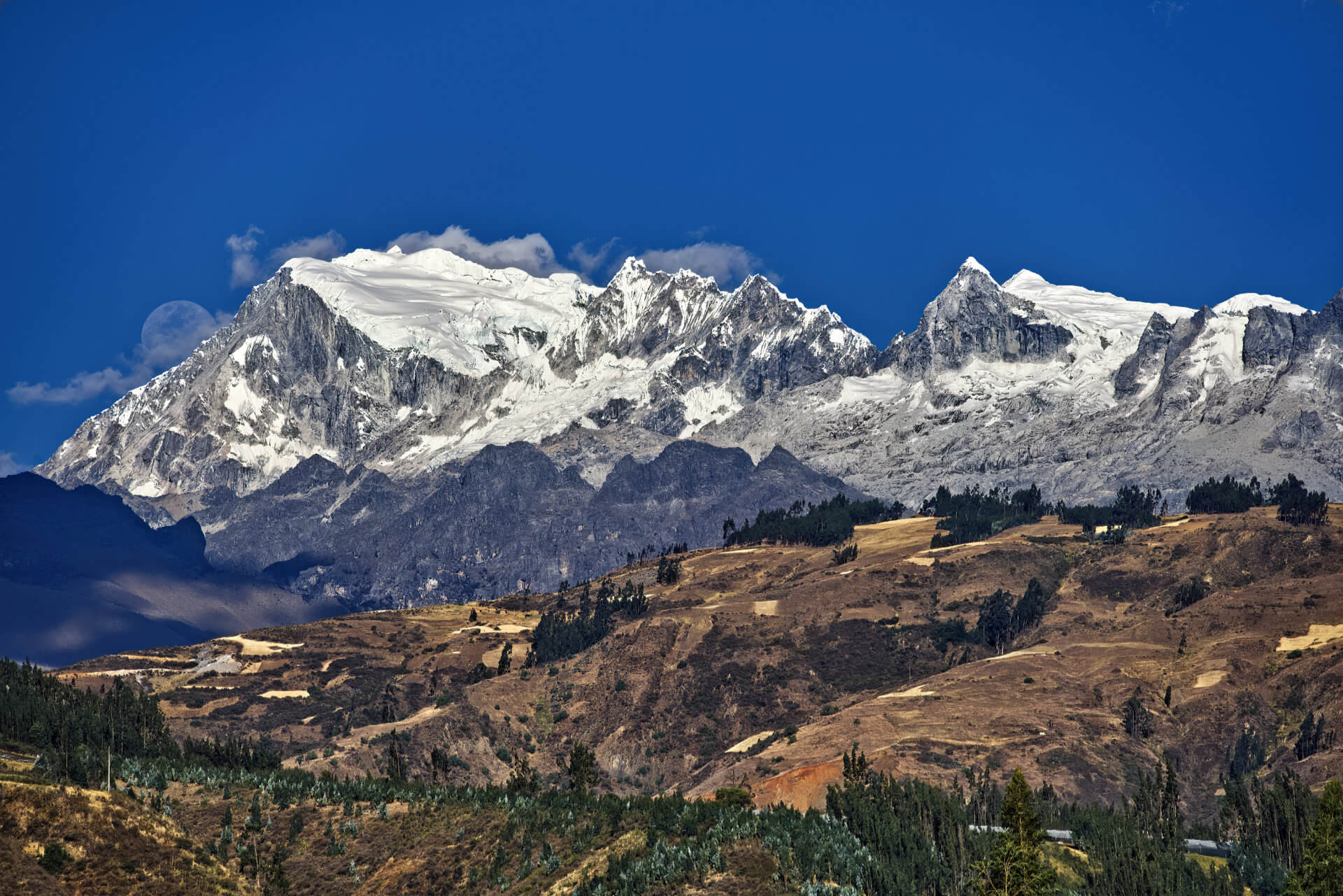 A Cordillera Blanca hegység, a Nevado Copa vonulata, Acopampa (PE) 2026. 07.