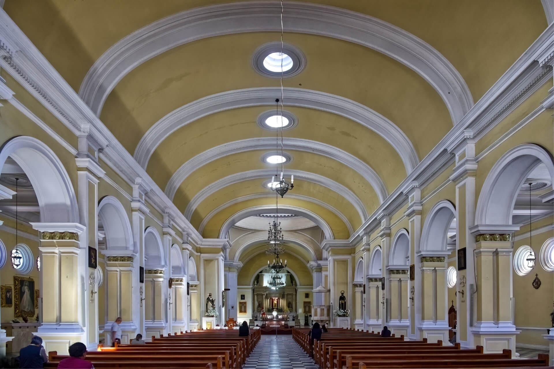 A katedrális főhajója, Tacna (PE) 2026. 08.
